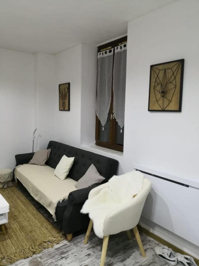 סן-קלוד Studio Zen Et Cosy, Neuf En Pleine Ville מראה חיצוני תמונה